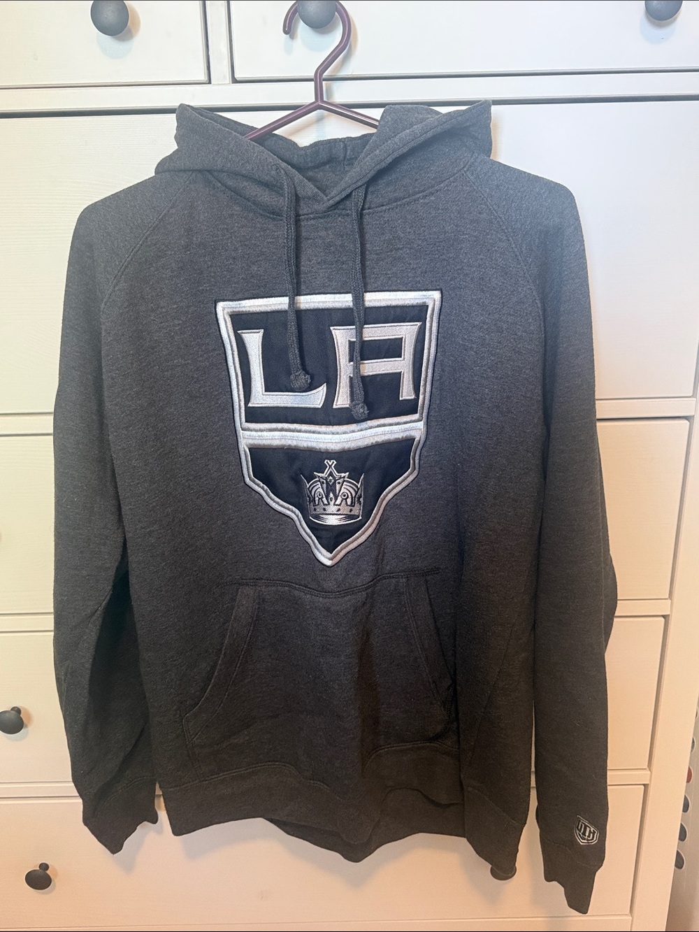 LA Crest Pullover Hoodie - Charcoal Gray